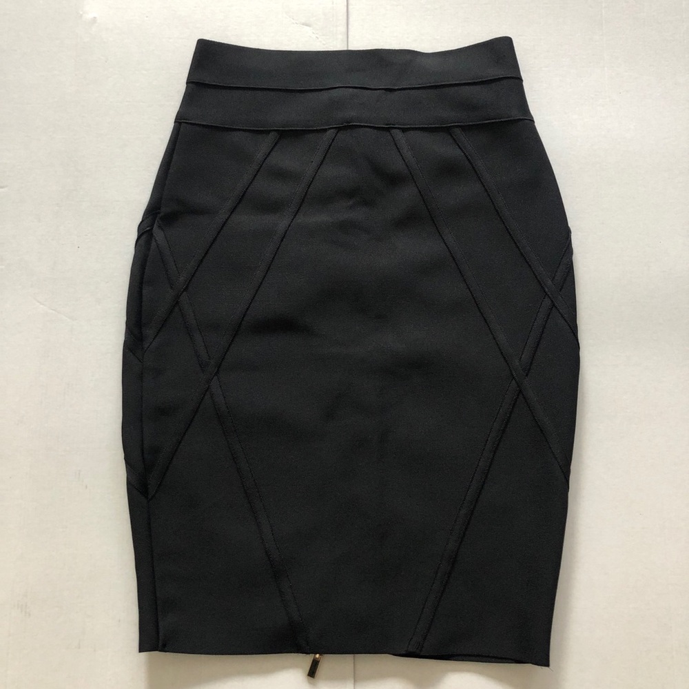 Thick black skirt